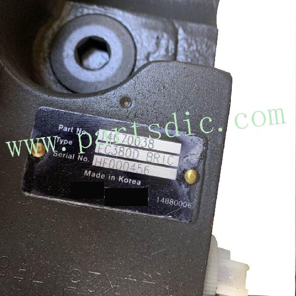 genuine used VOE14670038 VOE14640624 KMX32N main control valve for excavator EC380D